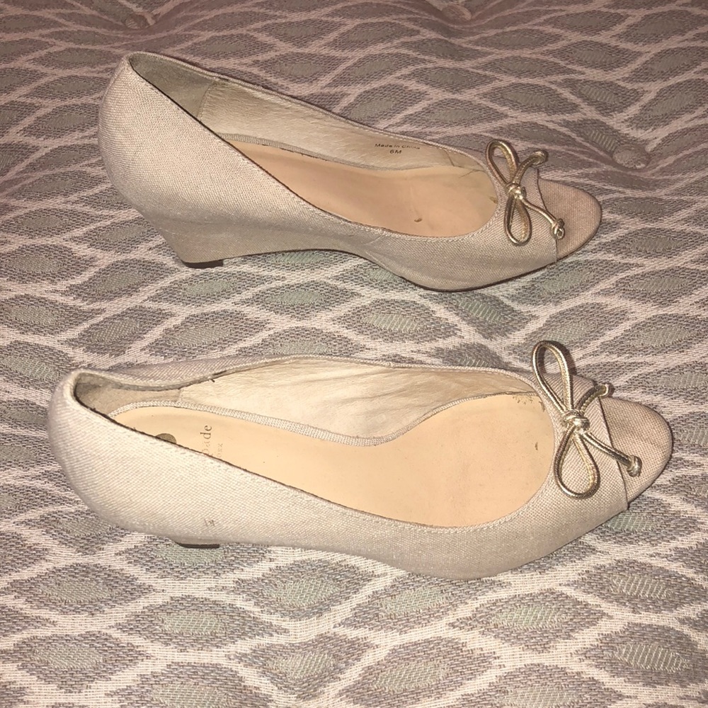Kate Spade linen wedge heels. 6M - Picture 4 of 5